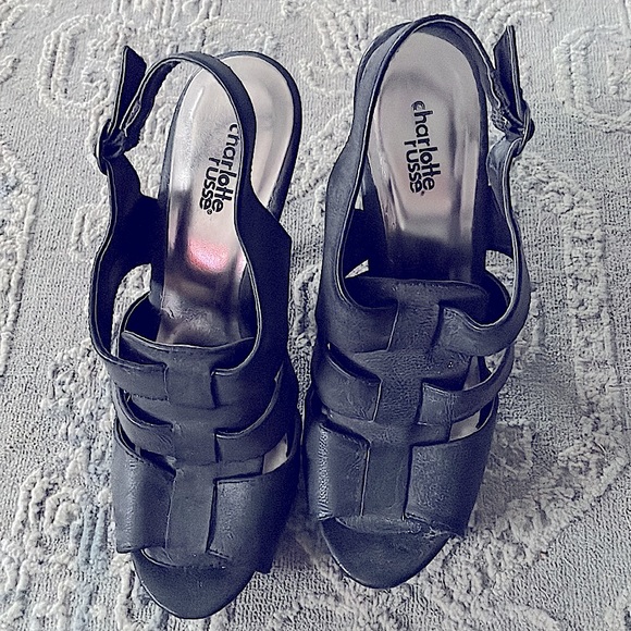 Size 8 Black charlotte russe 6” sandal heels - Picture 2 of 3
